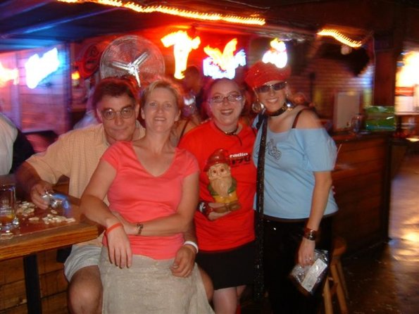 2006-08-12_22-00-23