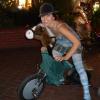 2006-08-12_22-53-46