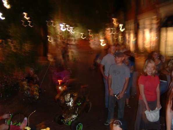 2006-08-12_23-47-23